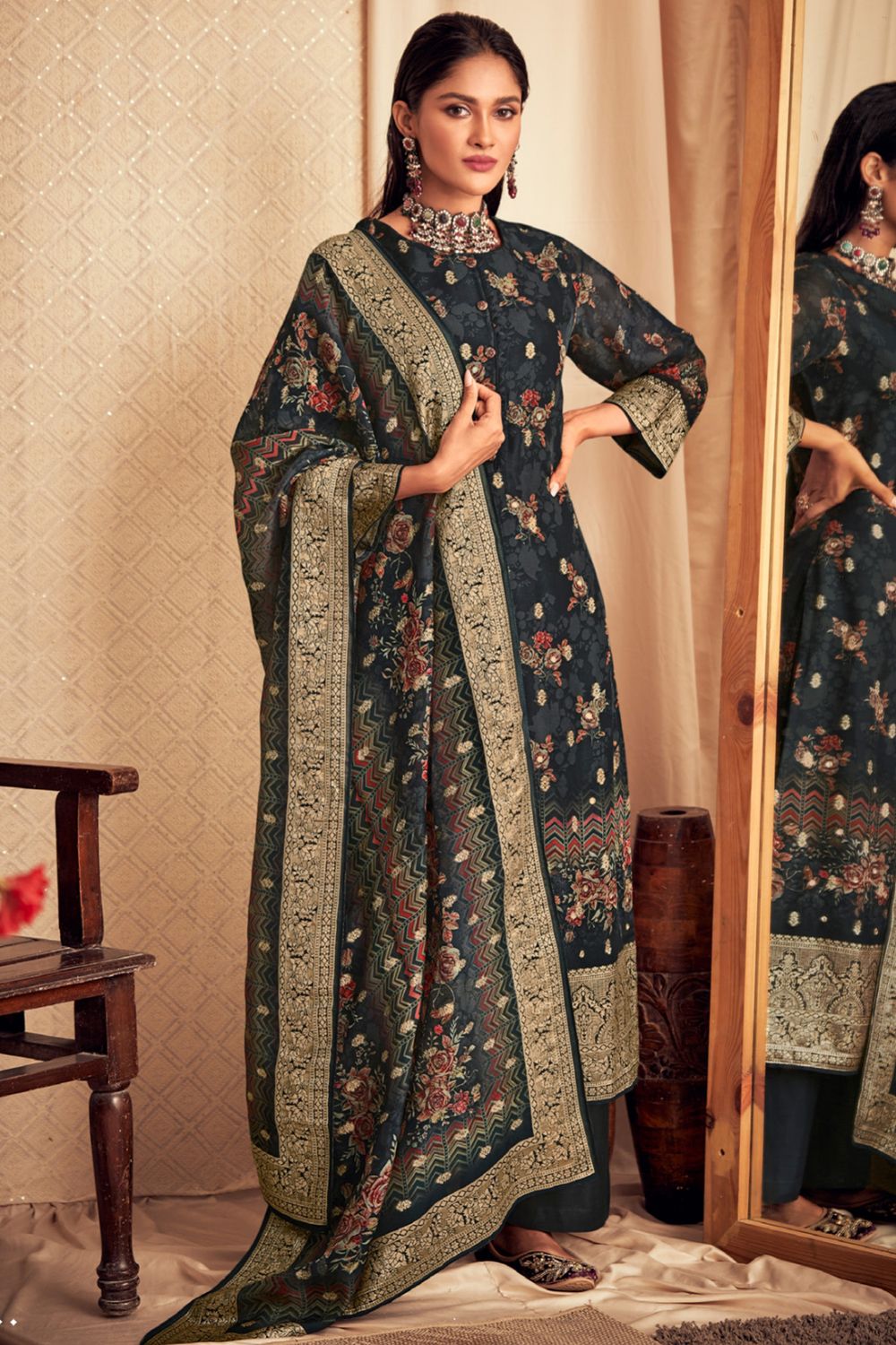 Black Viscose Printed Kurta Set